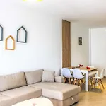 Vista Appartement Golem (Tirana)